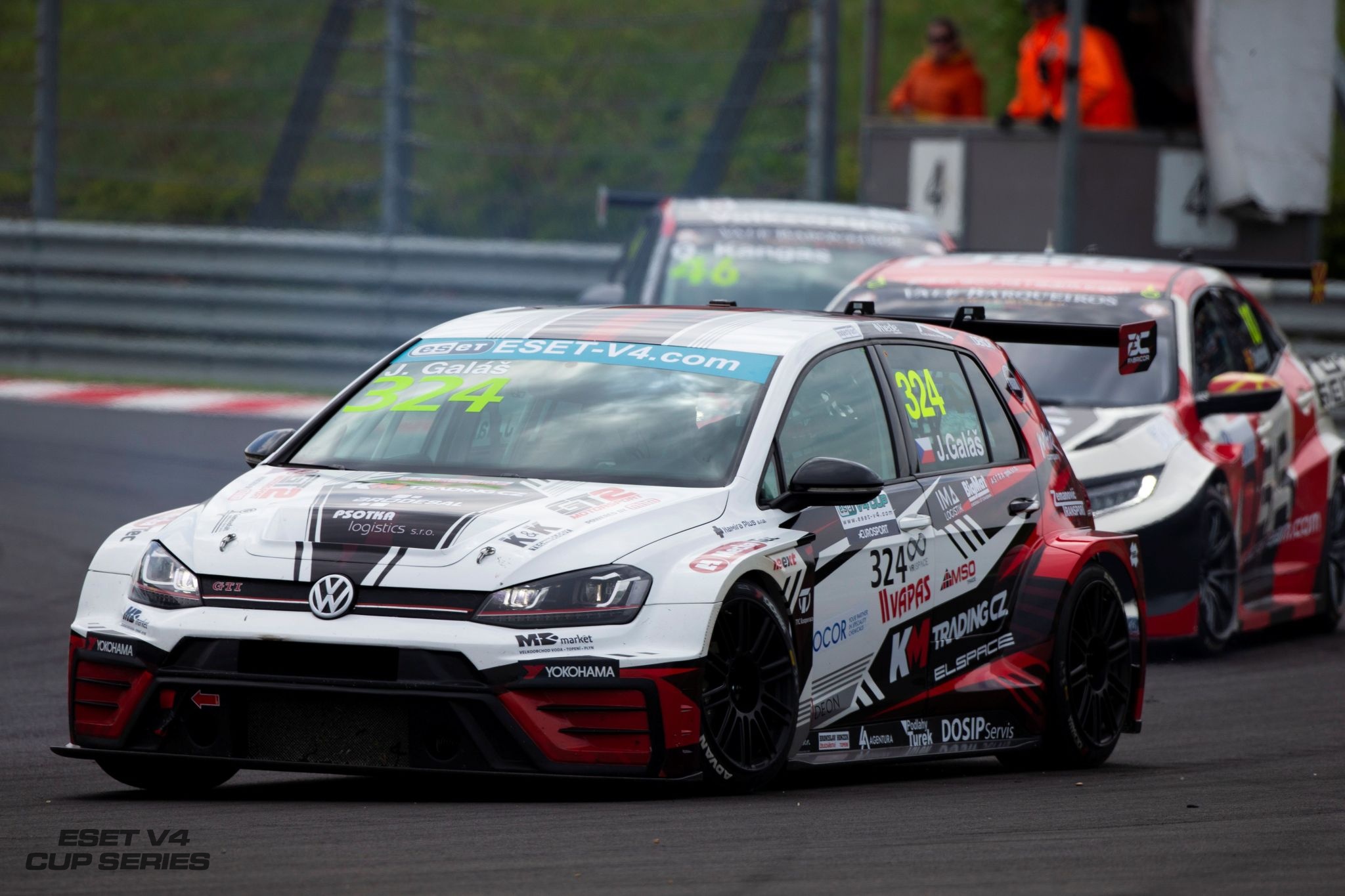 Successful debut for Jáchym Galáš in ESET TCR