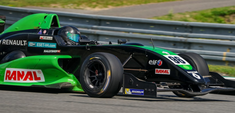 Bartek Mirecki is going to race with Formula Renault again