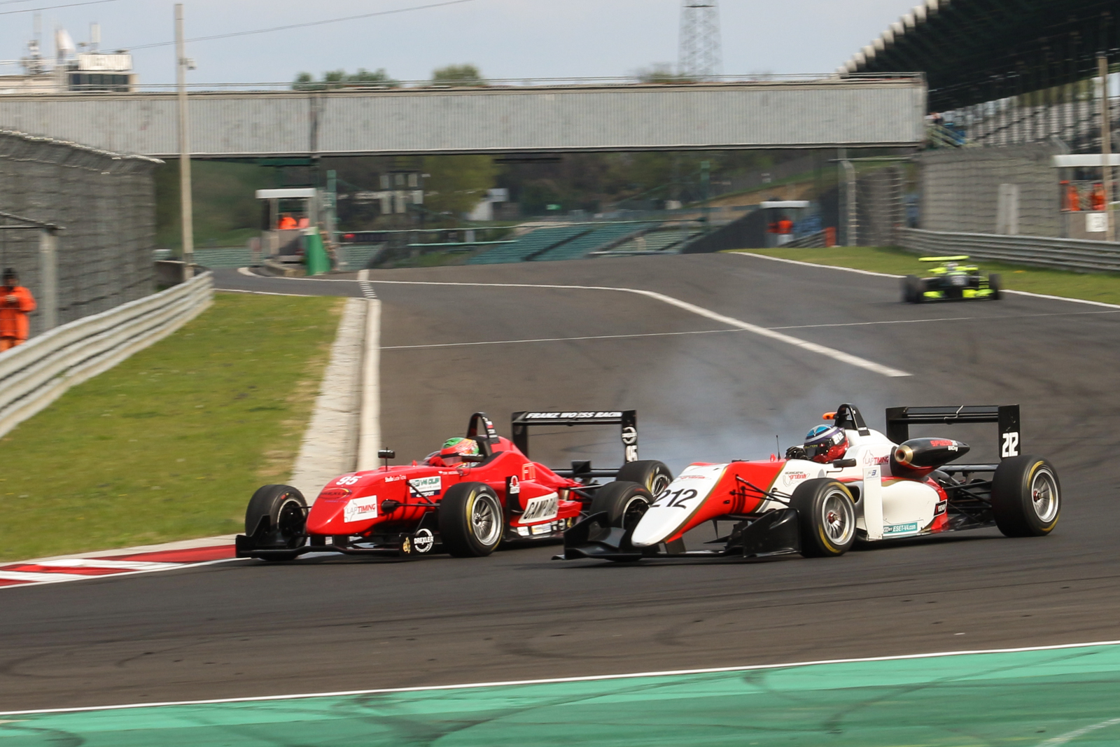 Paolo Brajnik did not crack under pressure and won the Formula race