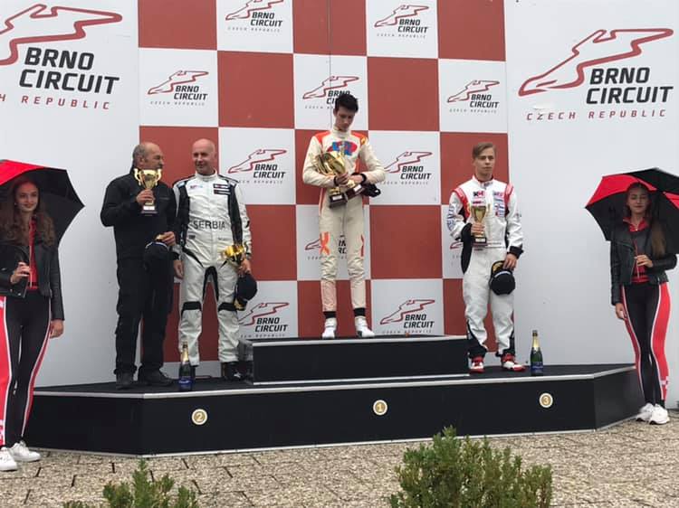 Kouřil won the opening TCR race in Brno, Vesnič crowned as a champion