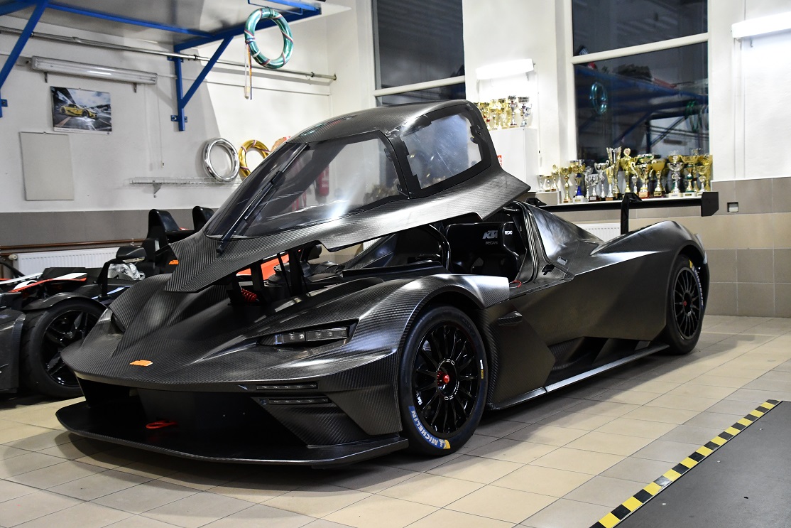 Janík Motorsport acquired KTM X-BOW and is heading to ESET Cup