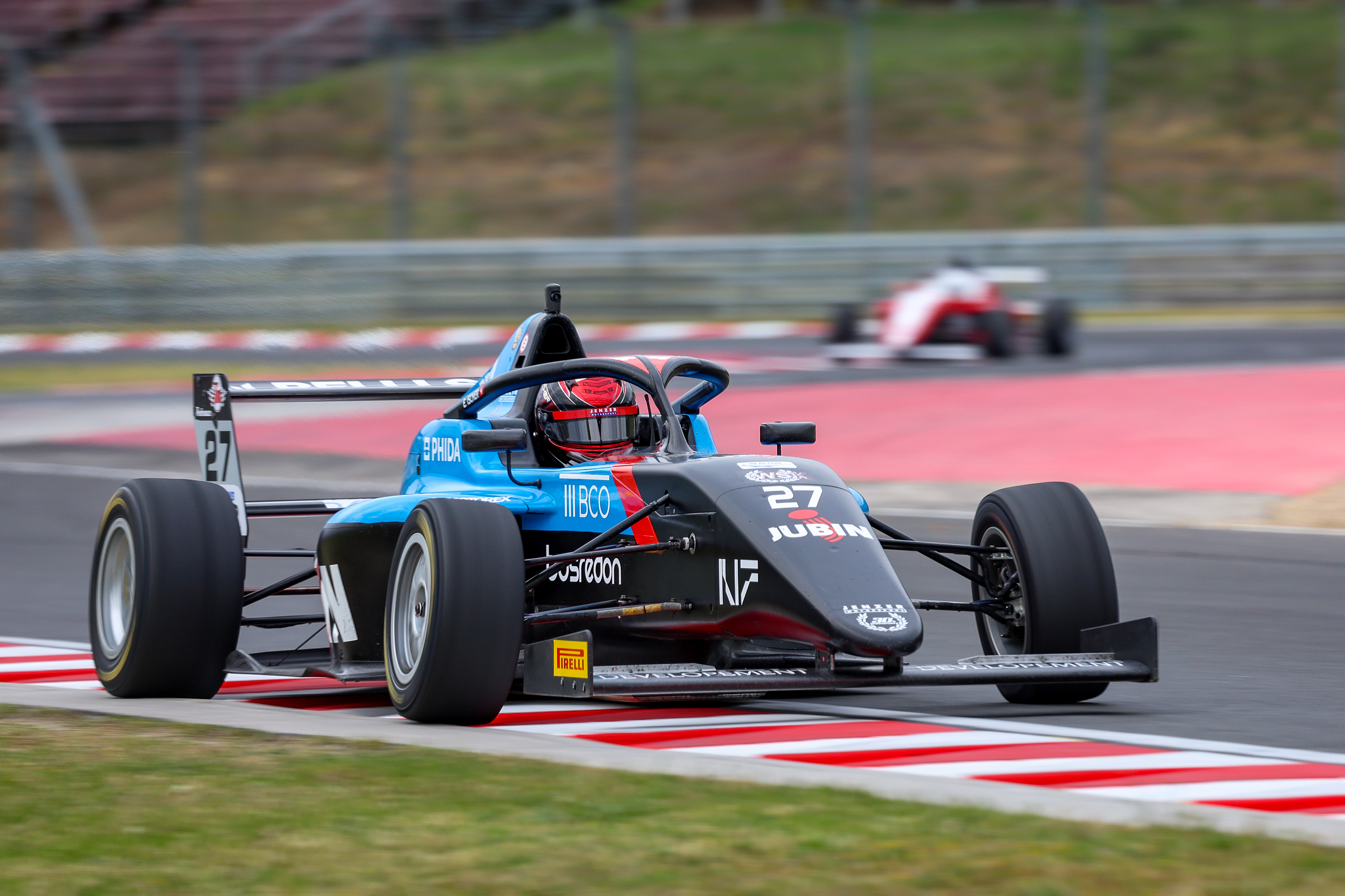 The premiere race of ACCR Czech Formula was won by Swiss driver Ethan Ischer